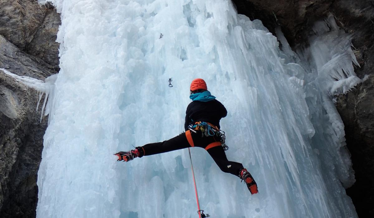 Iceclimbing